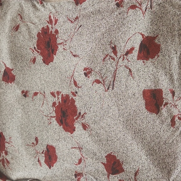 J Lo brand sweater with beaded collar, XS, gray with rose print - Picture 4 of 5